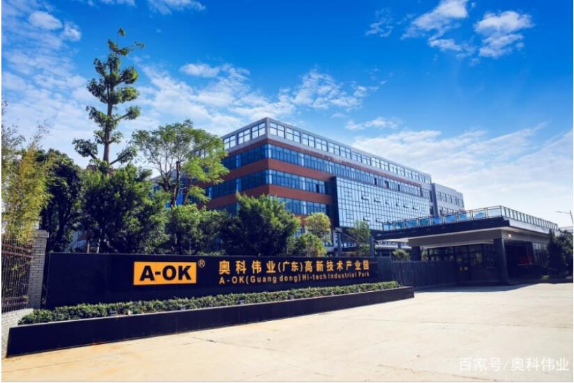 【智能家居窗簾電機】奧科偉業(yè)電動開合簾領跑智能家居3.0時代